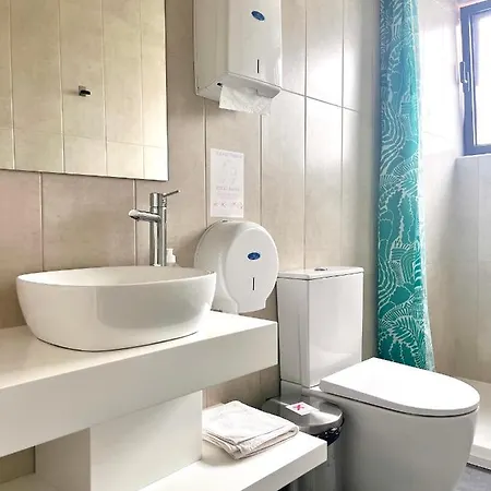 Do Alto - Fao Hostel *