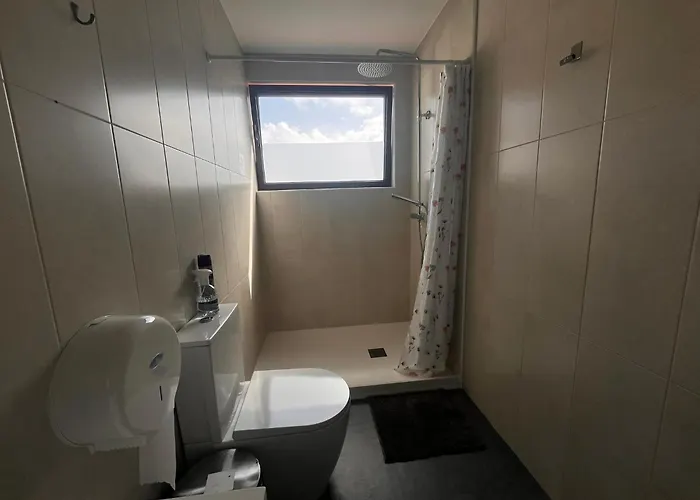 Do Alto - Fao Хостел Эшпозенди